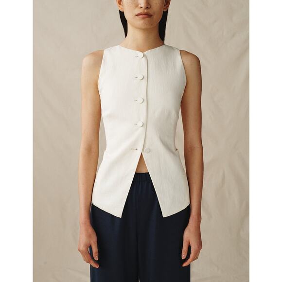 Attersee The Sculpted Vest Ivory - 8 - Picture 1 of 2